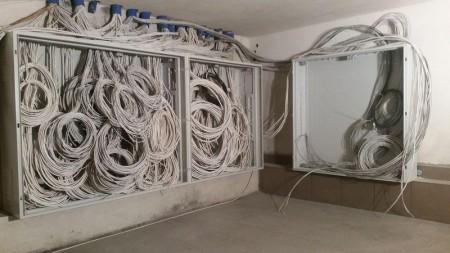 wykonczenia budowlane i instalacje elektryczne 53